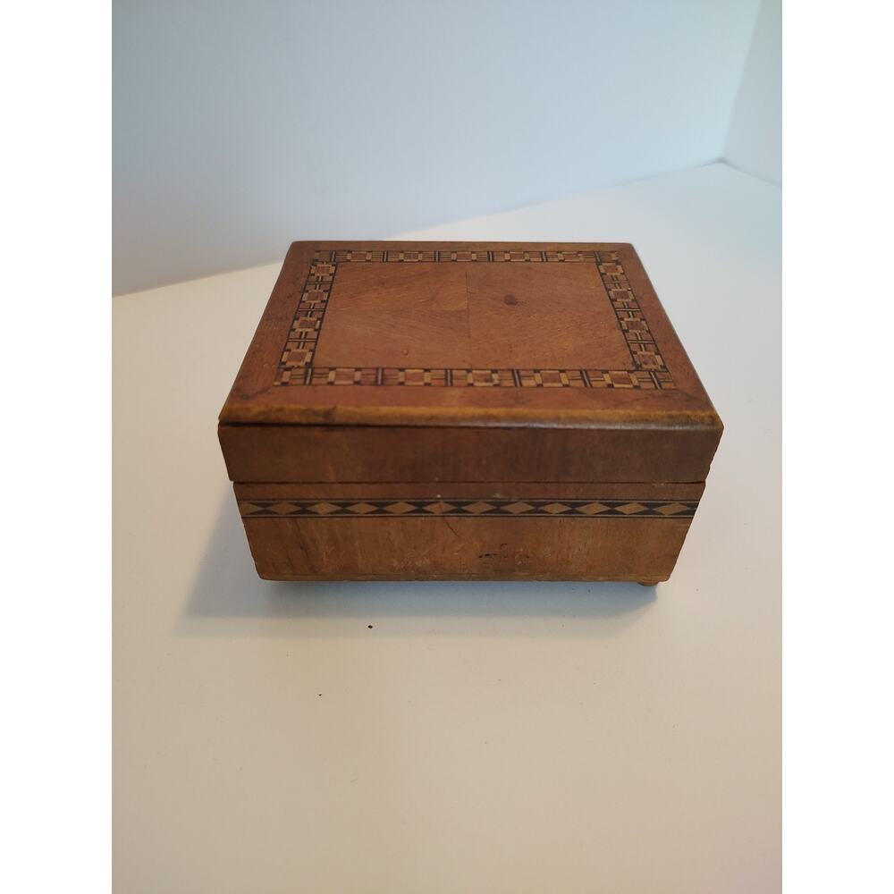 Japanese Traditional Crafts Hakone Style Marquetry Trinket Box *Read Description